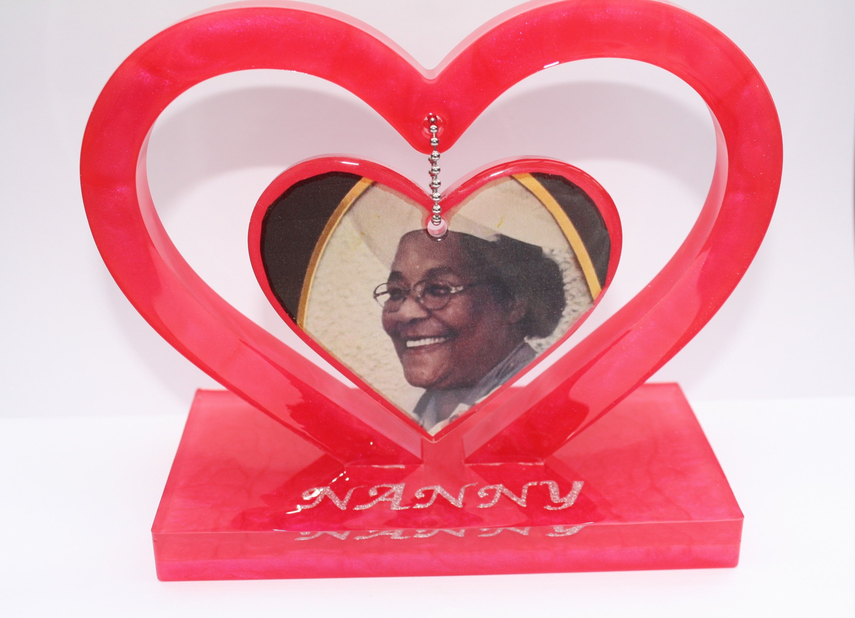 Floating heart Stand - Bold Colour 4