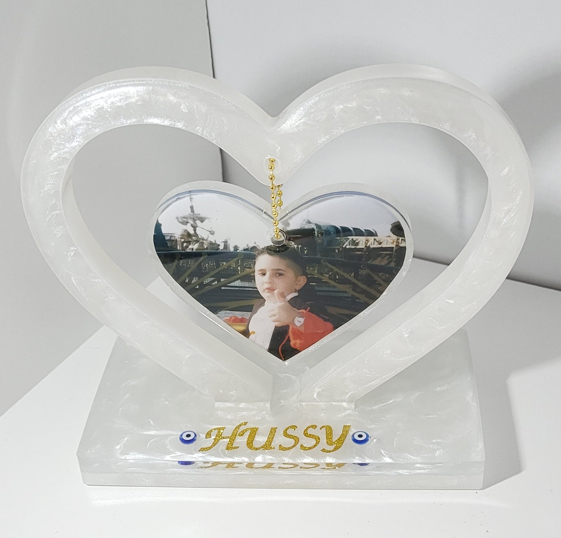 Floating Heart Stand - Swirl Colour Design 5