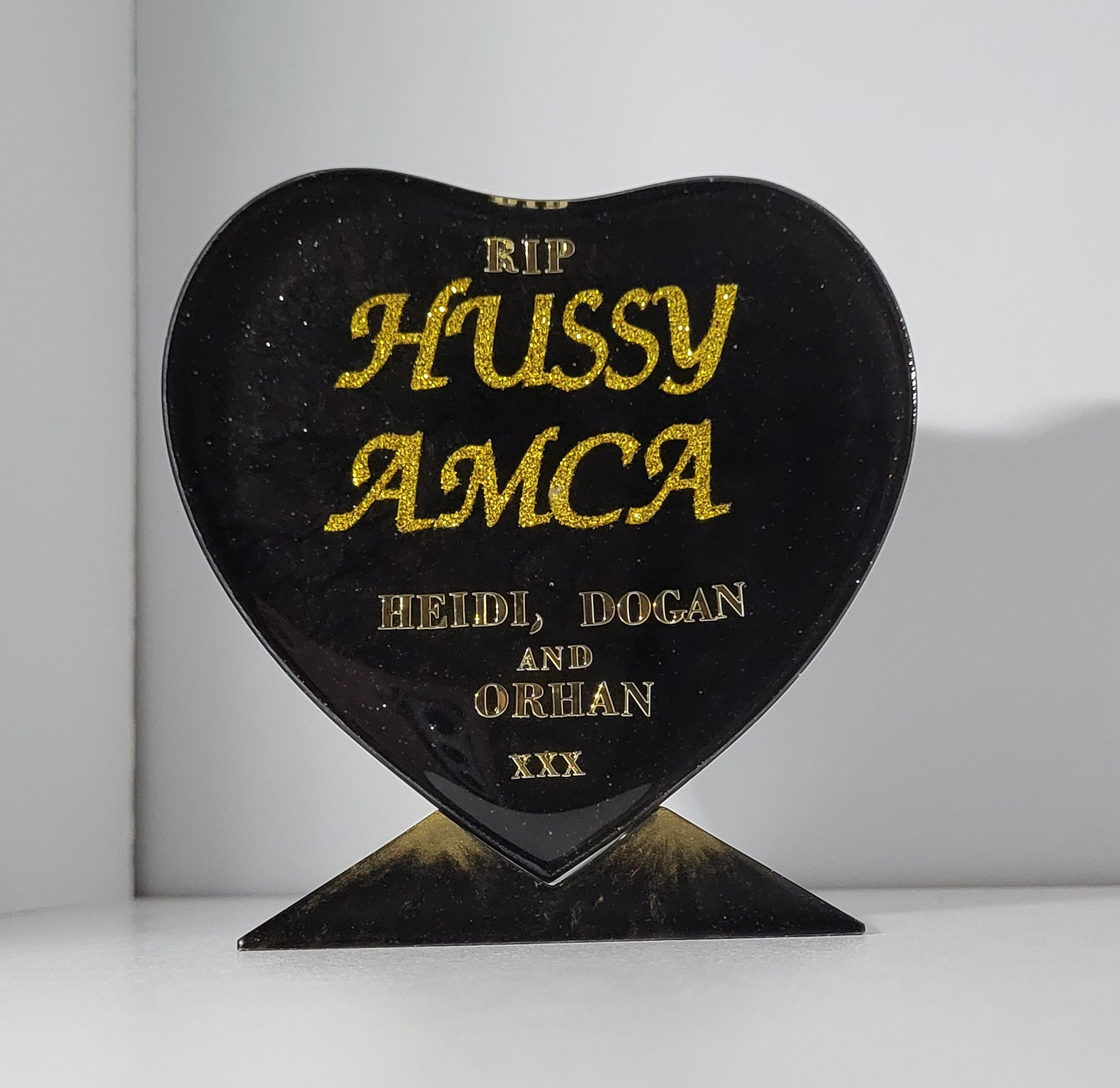 Message Heart - Black and Gold