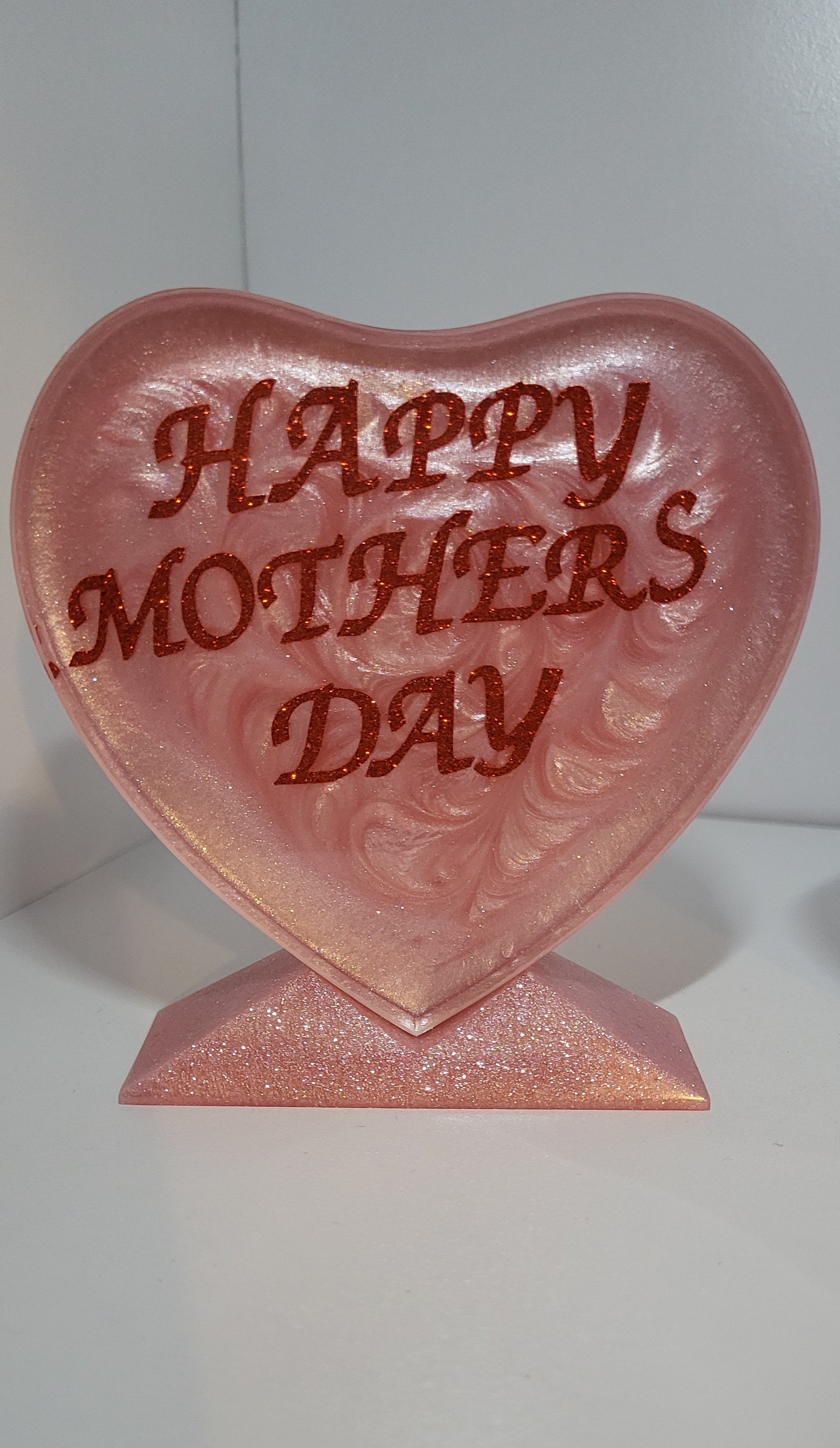 Mum Heart Stand Gift 2